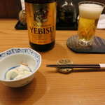 季節魚料理 梓 - 瓶ビール(エビス中瓶６８０円）