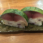 佳肴岡もと - この鯖寿司美味しかったな〜！
                                また食べたい(*^^*)