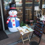 カフェレイラ - 店頭にはサンタ（笑）