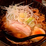 麺匠 竹虎 - 英語で言うと、Clear Mellow Shoyu Ramen with Shirodashi！？