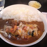 カレー屋 香助 - [料理] ナストマチーズ鶏カレー プレート全景♪ｗ