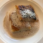 Arashida - 鶏内蔵の包み焼き トリュフ香るマッシュルームのカプチーノソース