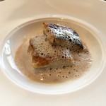 Arashida - 鶏内蔵の包み焼き トリュフ香るマッシュルームのカプチーノソース