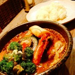 アジアンスープカリー べす - 2017/1  シーフードカリー5.5番＋エビスープ＋(揚げ)ブロッコリー