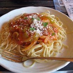 花HANA食堂 - ゴーヤーとトマトのパスタ