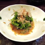 酒肴商店 アジト - 菜の花辛し和え