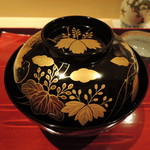 銀座 しのはら - 山中塗（踊り桐）のお椀