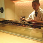 銀座 しのはら - 炭火焼きのモロコ