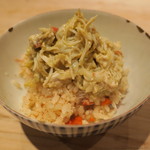 くろぎ - 蟹の土鍋ご飯、蟹の身を足して