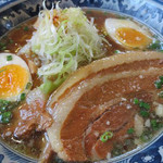 紺のれん - ネギ豚ラーメンの醤油味