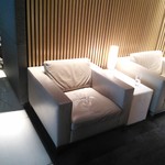 The Cabin - こちらは落ち着いた雰囲気。