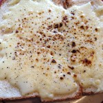 ビーンズ喜多見 - チーズトーストアップ