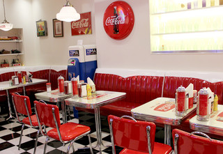 PENNY'S DINER - 