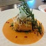 華むら - 「野菜畑ランチ」サーモンのパイ包み