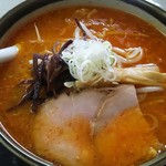 らぁめんや - 辛味噌ラーメン\680大盛りサービス