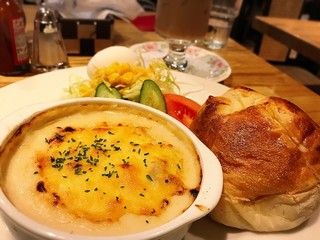 有楽町でひとりランチならココ カフェも和食も人気店選 食べログまとめ 有楽町でひとりランチならココ カフェも和食も人気店選 食べログまとめ
