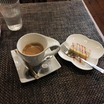 イタリアンバル トラットリア・グロッタ - Aランチ1,080円につくコーヒーとケーキ