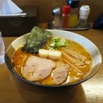 煮干らぁめん なかじま - 辛い味噌（小辛、750円）