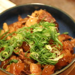 お好み焼 みなと屋 - 大阪で食べるすじ煮より、あっさりしていて、コリコリとした食感の部分とやわらかい部分と2通りの食感が楽しめる『ネギコロ』、この『ネギコロ』を入れたお好み焼もあったのかな？　次回は赤穂名物のネギコロ焼も試してみたいです