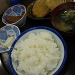 ほうとく酒蔵 - どんぶりご飯