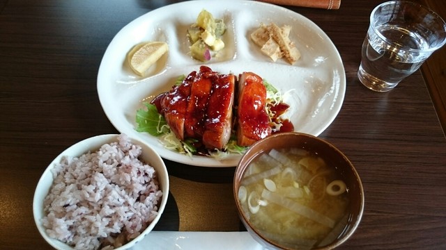 風（ぷねうま） &ndash; 陸前高田の隠れ家カフェ | 地元で愛される味と雰囲気