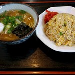 お食事処麺匠夢屋 - 焼きめし・ハーフラーメンセット