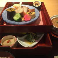 美濃吉 京王新宿店 - 彩りも良し