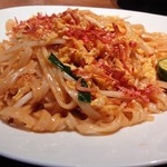 リム ロス タイ - ～リム ロス タイ～
      タイ風屋台焼きそば(パッタイ)