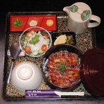 Unagi Sushi Tempura Mieno - ひつまぶし(並)2,700円・(上)3,700円