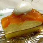 リリエンベルグ - 杏のタルト　\380