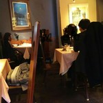 3匹の子ぶた - シックな店内②