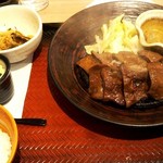 大戸屋 - 生姜醤油漬け炭火焼き牛タン定食