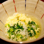 とり喜 - 雑炊
      出汁だけでじゅうぶん美味しい