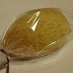 ザ・ペニンシュラ ブティック＆カフェ - マンゴーメロンパン