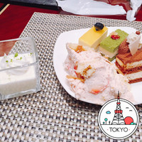 ロビーラウンジ 「マーブルラウンジ」 ヒルトン東京 - ミニケーキ