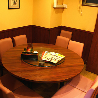 最大20名様までOKの円卓個室あり♪