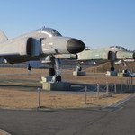 ラーメン二郎  - 展示のF-4EJ改機＆RF-4EJ機