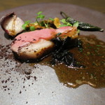 sincere - 猪のロースト 茸とペコロスとハコベ トランペット茸のソース2