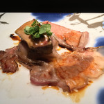炭火とワイン 京都駅前店 - 炙り豊後牛&フォアグラ寿司