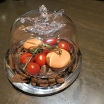 sincere - おみや：トマトのマカロン1