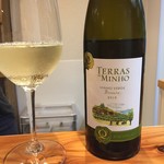 マメナカネ惣菜店 - ポルトガルの微発砲