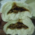 永和豆漿大王 - 肉包　割ったところ