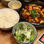 嬉々屋 来ん来ん - 麻婆豆腐定食800円（税別）　※本来はランチ限定メニュー