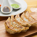GYOZA BAR Comme a Paris
