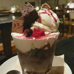 MORIHICO ROASTING&COFFEE - チョコレートアイスとブラウニーのパフェ