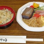 Sennichitei - 焼飯と冷やし中華