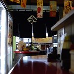 やまとや - 店内から ノンビリと外を眺める・・・