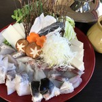 Niijima Suisan Higashiuraten - フグ鍋