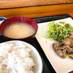 まるちゃん食堂 - 豚生姜焼き 