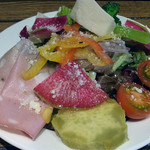 オギクボ ミオピッツァ - サラダ